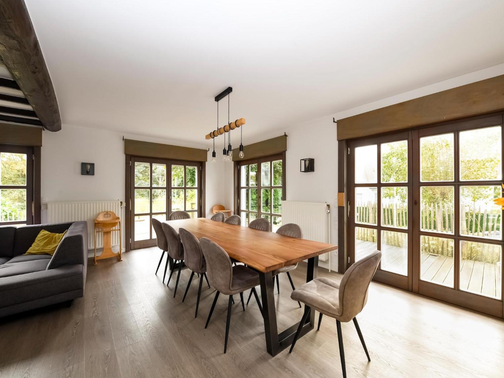 Beautiful With A Location Villa *