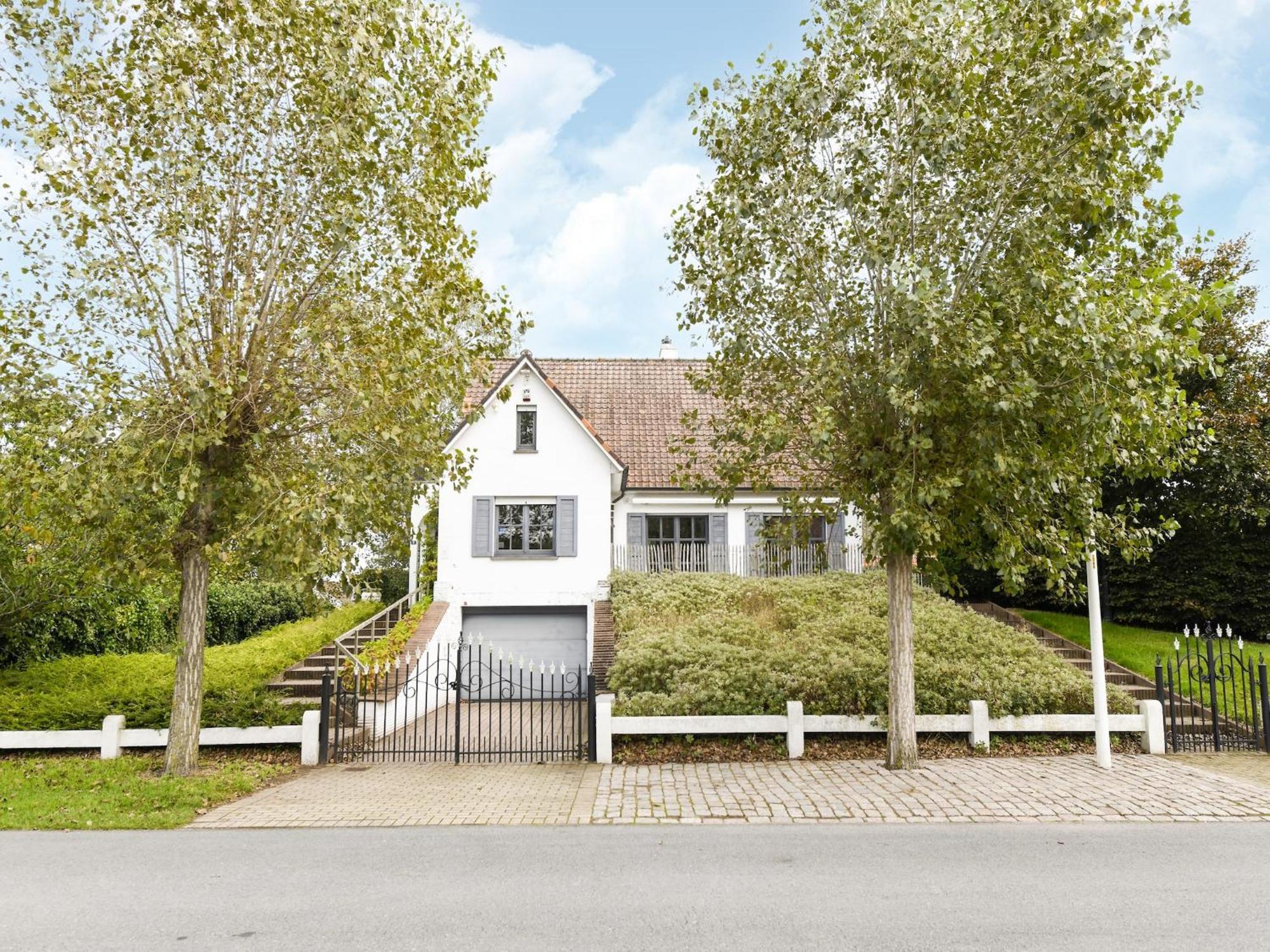 Beautiful With A Location Villa