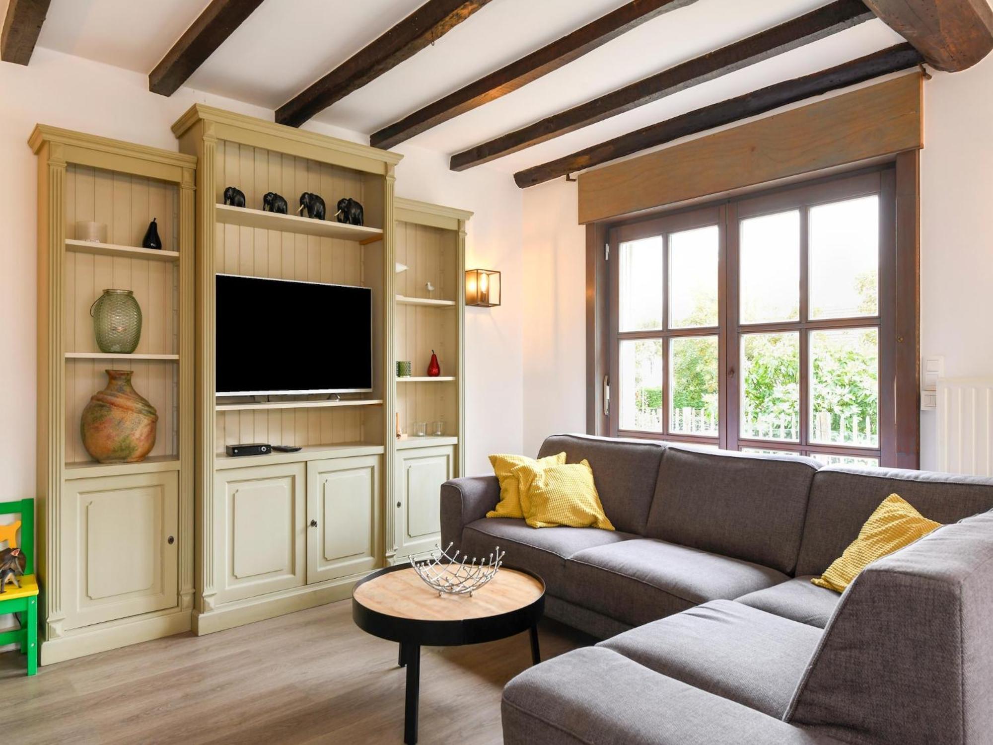 Beautiful With A Location Villa *